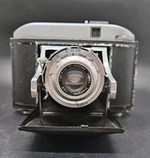 Vintage 1950’s Nixon Nixette folding camera