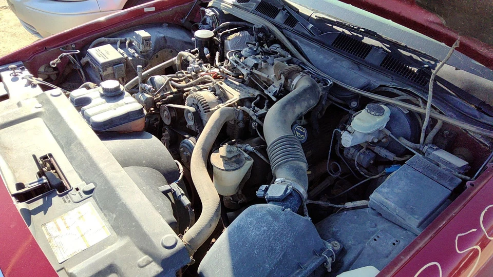 Conjunto de culata derecha Grand Marquis 2001-07 pasajero OEM 4,6 L 4 L3Z6049AA Foto 3 de 4