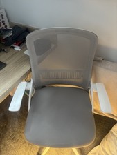 Naspaluro Ergonomic Office Desk Chair Grey Mesh Adjustable Swivel Chair