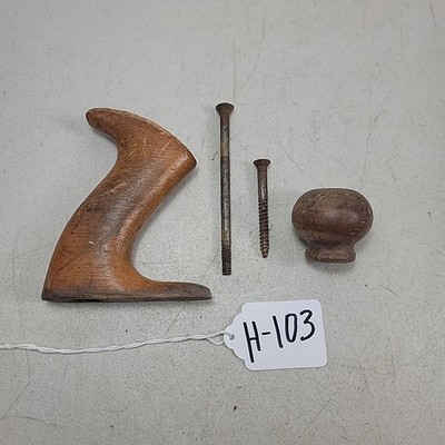 VINTAGE UNION NO 26 TRANSITIONAL WOOD PLANE HANDLE TOTE KNOB & HARDWARE H103