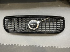 VOLVO XC40 2022 ON GENUINE BLACK FRONT BUMPER GRILLE - 32291465 