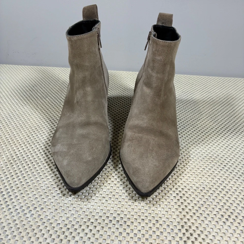 Замшевые кожаные сапоги Everlane The Boss с заостренным носком серо-коричневые размер 6 - Изображение 2 из 4