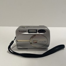 Fujifilm FinePix 2650 Digital Camera Silver 2.0MP Tested Works Made in Japan