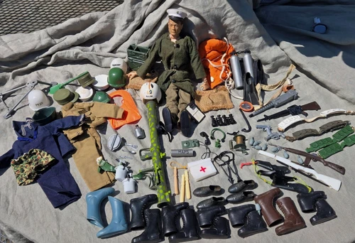 80+Pcs Vintage 60-70s Hasbro GI Joe Accessories Doll Clipboard Scuba Binoculars