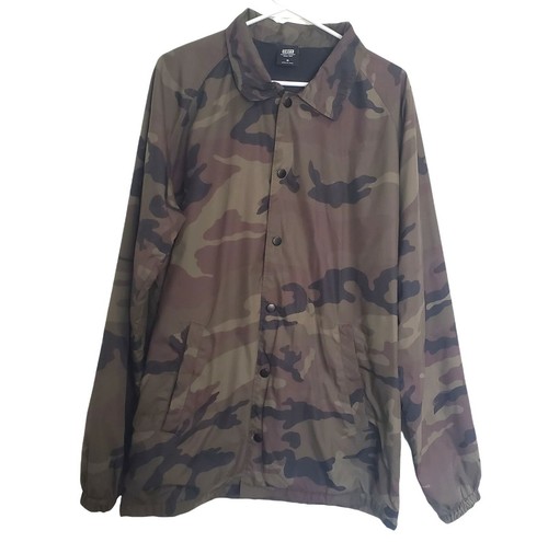 Snap Button Closure Camo Coaches 