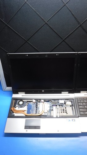 LOT OF 3 HP EliteBook 8540p 15.6" laptops Intel i5-540M 2.53Ghz CPU (For Parts) - Picture 2 of 10