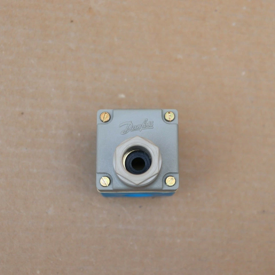 DANFOSS 018Z6189 COIL (2) - Image 2 of 4