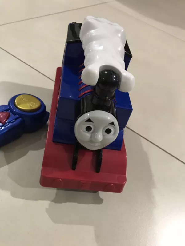 thomas flip train