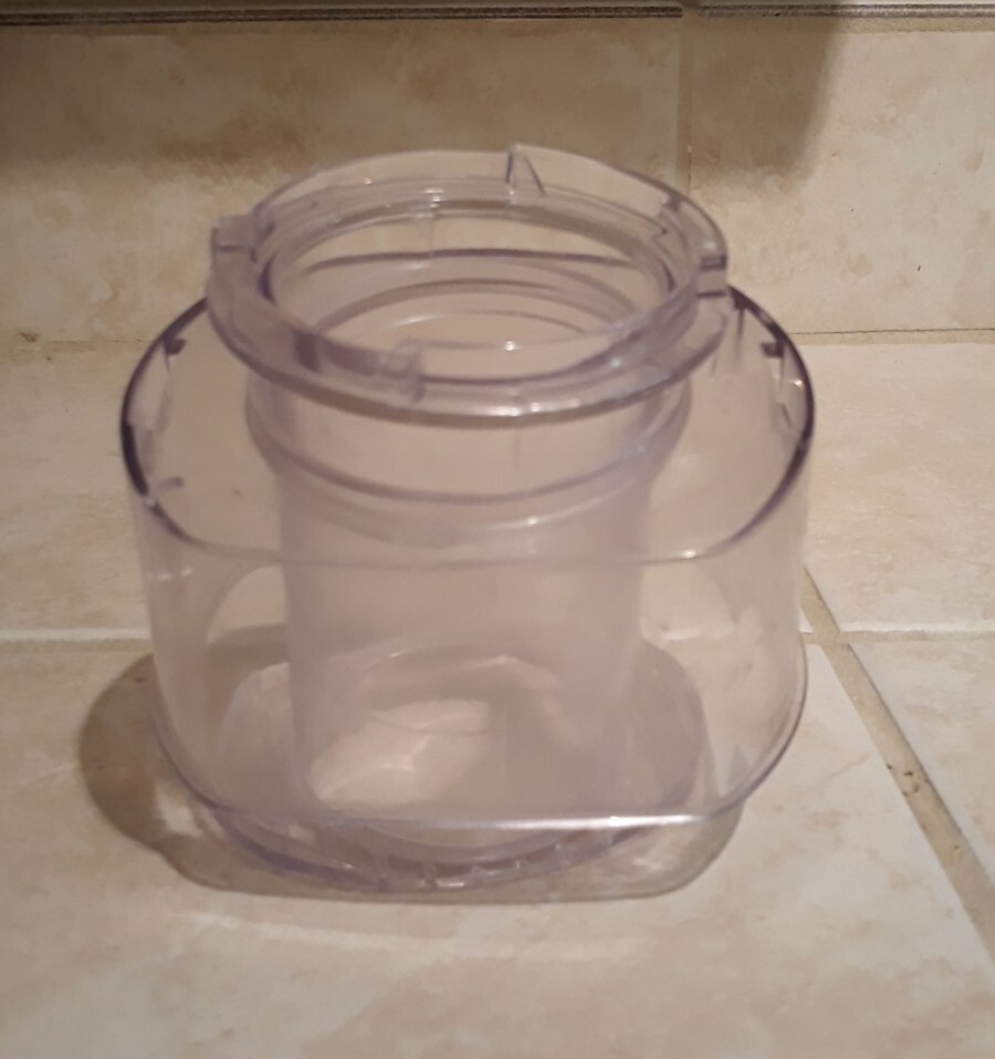 Black & Decker FP2500 Food Processor Wide Mouth Chute ONLY  