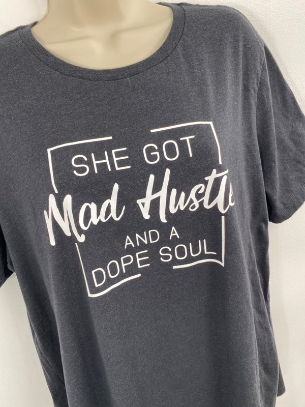 Spirit Den She Got Mad Hustle And A Dope Soul Crewneck Graphic T-Shirt Black XL