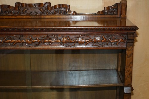 EXQUISITE & IMPORTANT ORNATELY HAND CARVED GOTHIC REVIVAL PUGIN STYLE BOOKCASE - Picture 8 of 20
