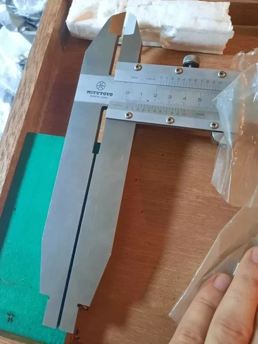 Mitutoyo vernier caliper 800 mm / 0,05 mm / 533-405 MSRP - 932 euro