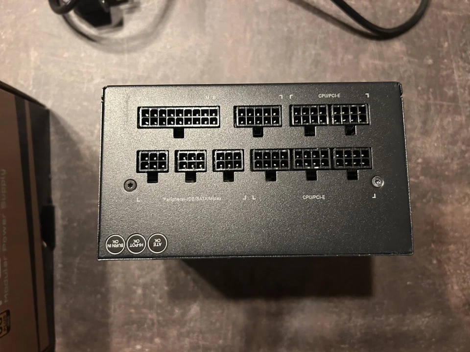 GIGABYTE P850GM ATX PC-Netzteil - Schwarz, 850W - Bild 2 von 4