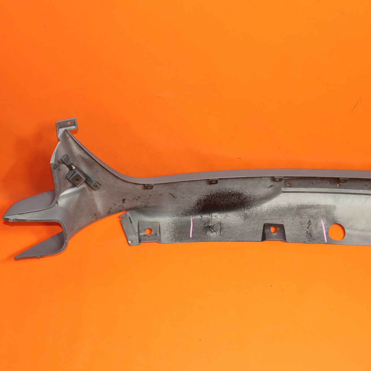 Ferrari 812 2021-2023 Front Air intake P/N 88851800