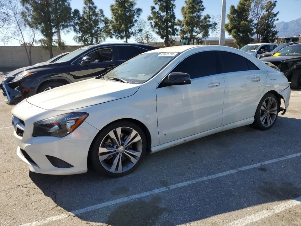 GLOVE BOX 2014 MERCEDES-BENZ CLA250 Foto 2 de 4