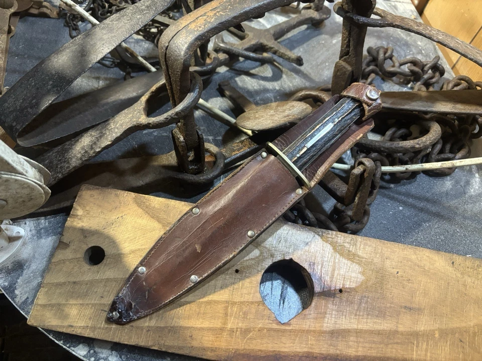 Antique Slater Brothers Sheffield England Bowie Knife & Original Sheath. - Image 2 of 4