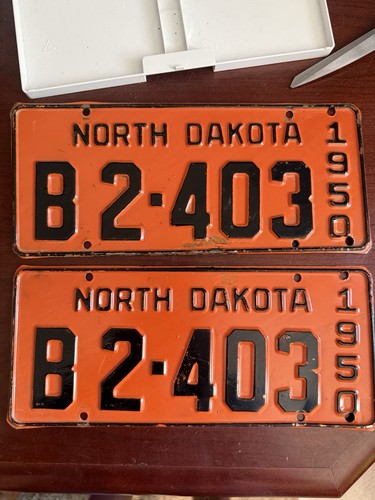 1950 North Dakota license plate pair