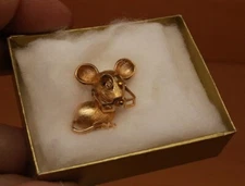 Avon Pin 1973 SPECTACULAR MOUSE PIN Unused In Box