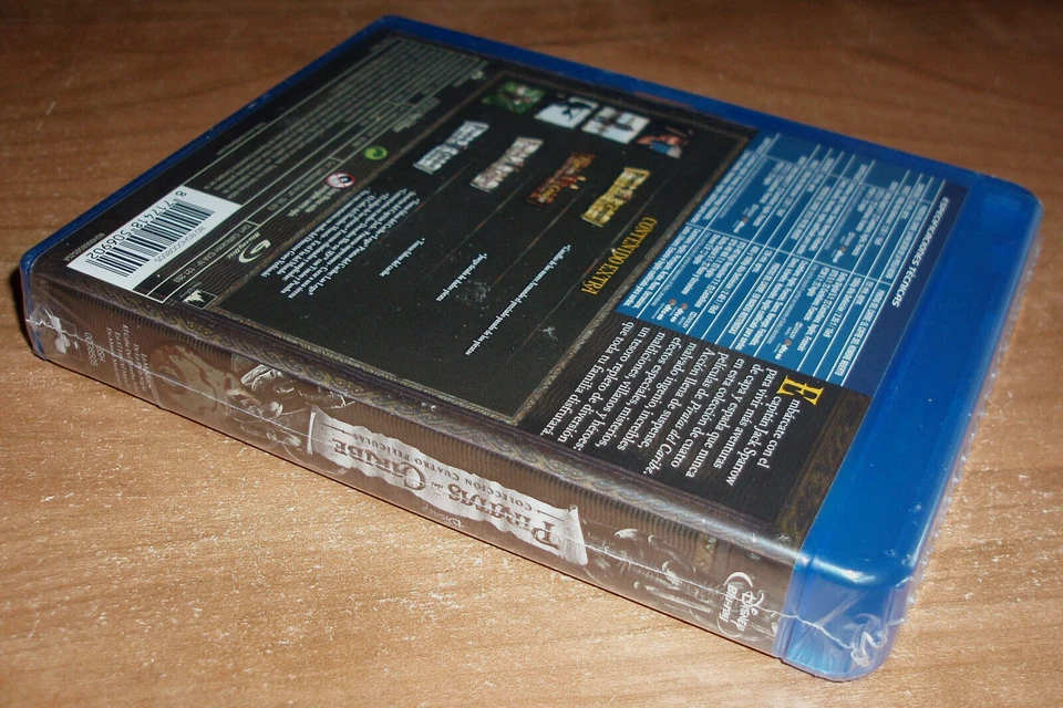PIRATAS DEL CARIBE ( Pirates of the Caribbean) COLECION 4 BLU-RAY NUEVO ACCION - Imagen 4 de 4
