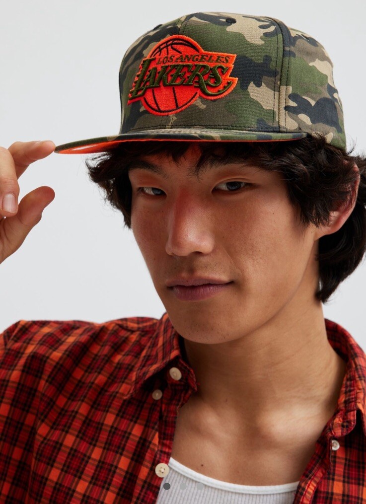 MITCHELL & NESS Lakers Neon Pop Camo SnapBack Hat Brand New