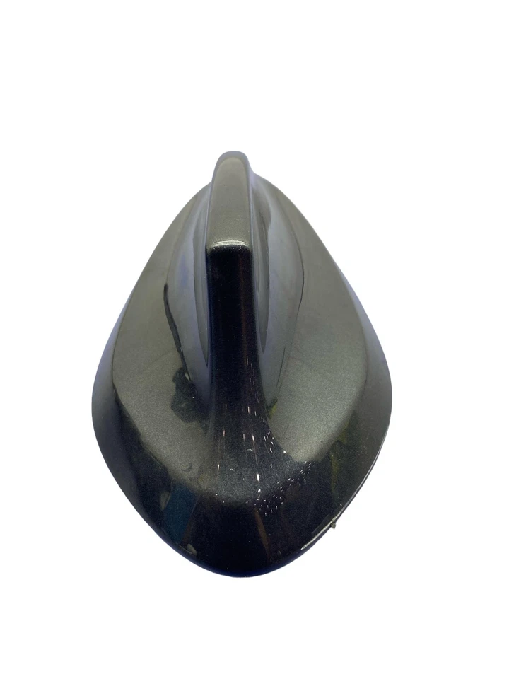 BMW 750i G12 2016-2019 OEM techo aleta de tiburón antena de radio estándar con sintonizador Foto 4 de 4