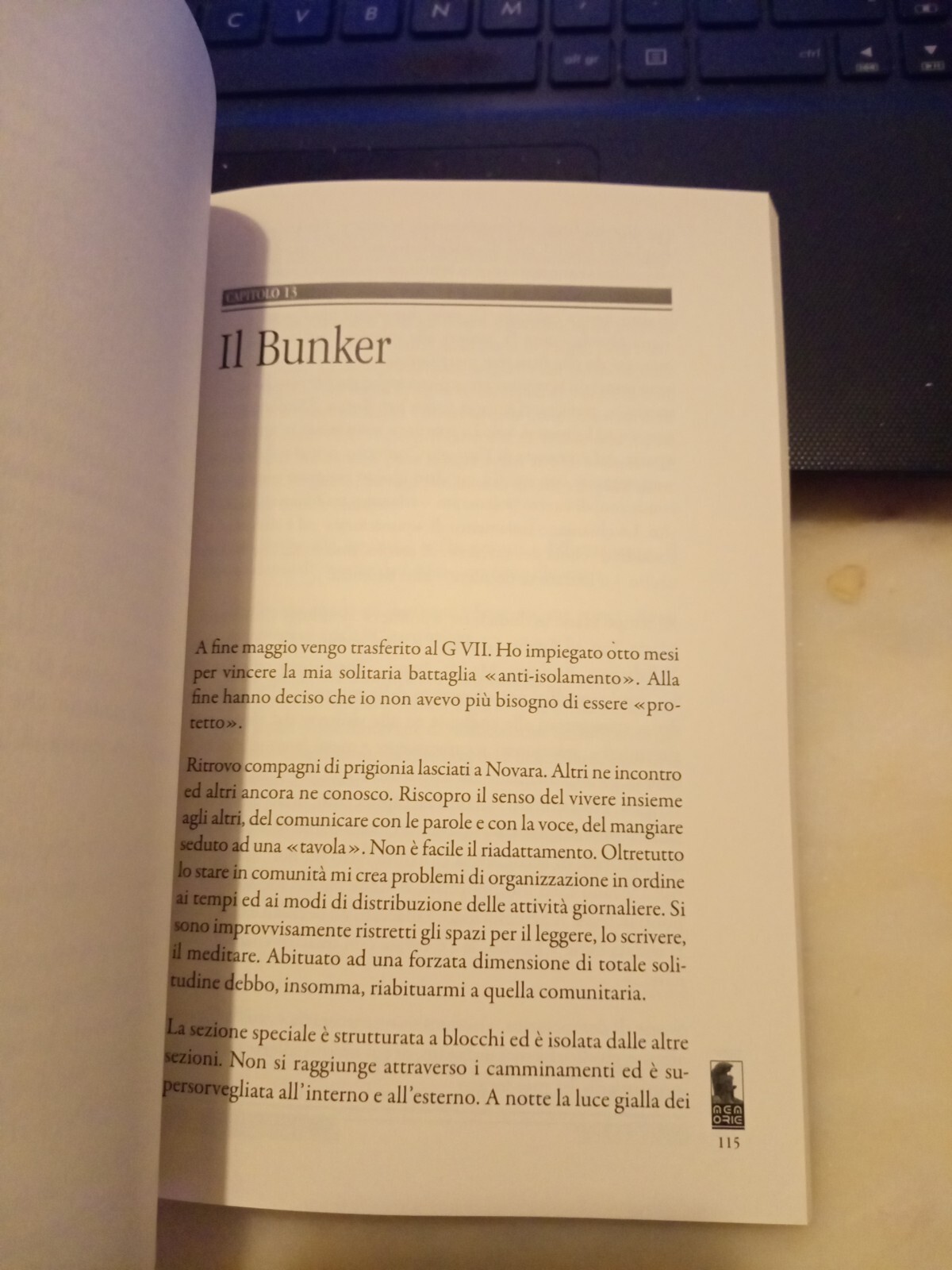 Foto 11 di 14