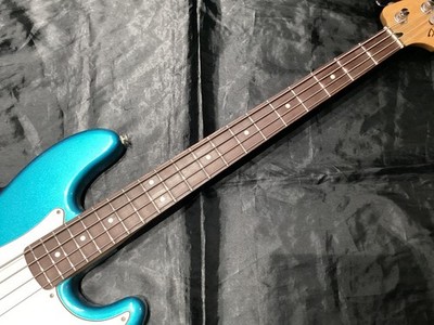 Fender Precision Bass メタリックブルー　MEXICO Fender Precision Bass メタリックブルー MEXICO Fender made in japan