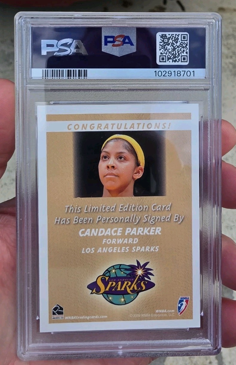 2009 Rittenhouse WNBA Series 1 Candace Parker Auto PSA 9 Mint Rookie Of The Year view 2