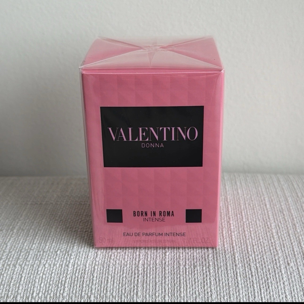 Valentino Donna Born In Roma Intense EDP Eau De Parfum Spray 1.7 oz Fragrances