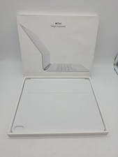 Apple iPad Pro 13" Magic Keyboard Model A3340 M3 - White