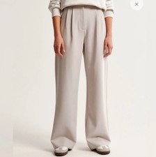 NWT Abercrombie And Fitch Women’s Wide Leg Pleated Trouser Pants Sz M High Rise