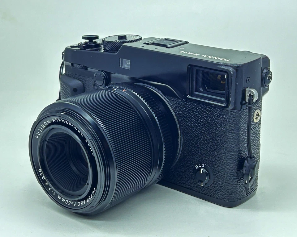 Fujifilm X-Pro2 24.3MP  Mirrorless Digital Camera with Fujinon XF 60mm F/2.4 R - Image 3 of 4