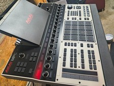 Akai Professional MPC XL Standalone Music Production Center