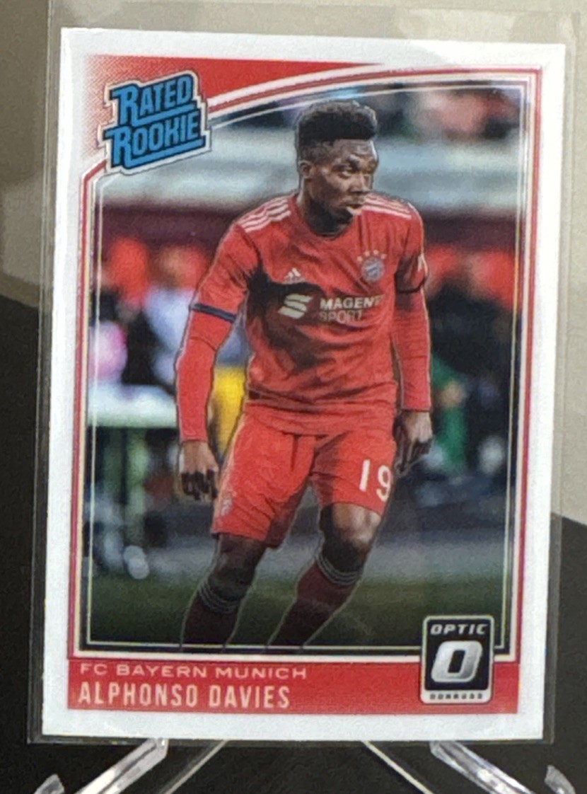 2018-19 Donruss Optic Rated Rookie #176 Alphonso Davies FC Bayern Munich