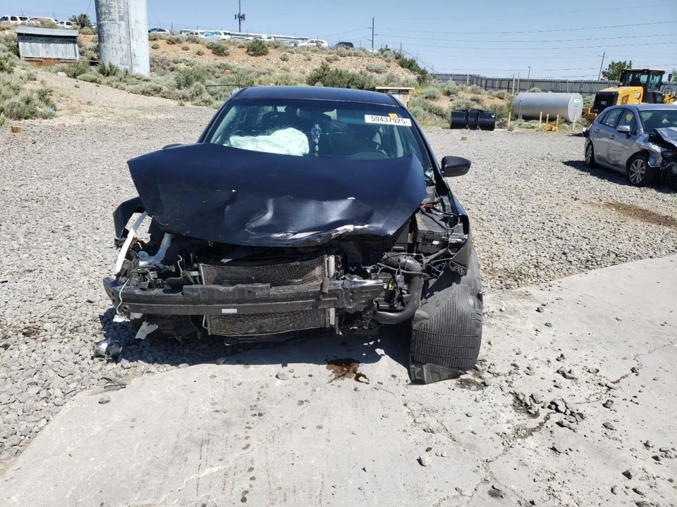 Interruptor de encendido usado se adapta a: Kia Forte 2015 encendido convencional AT grado A Foto 3 de 4