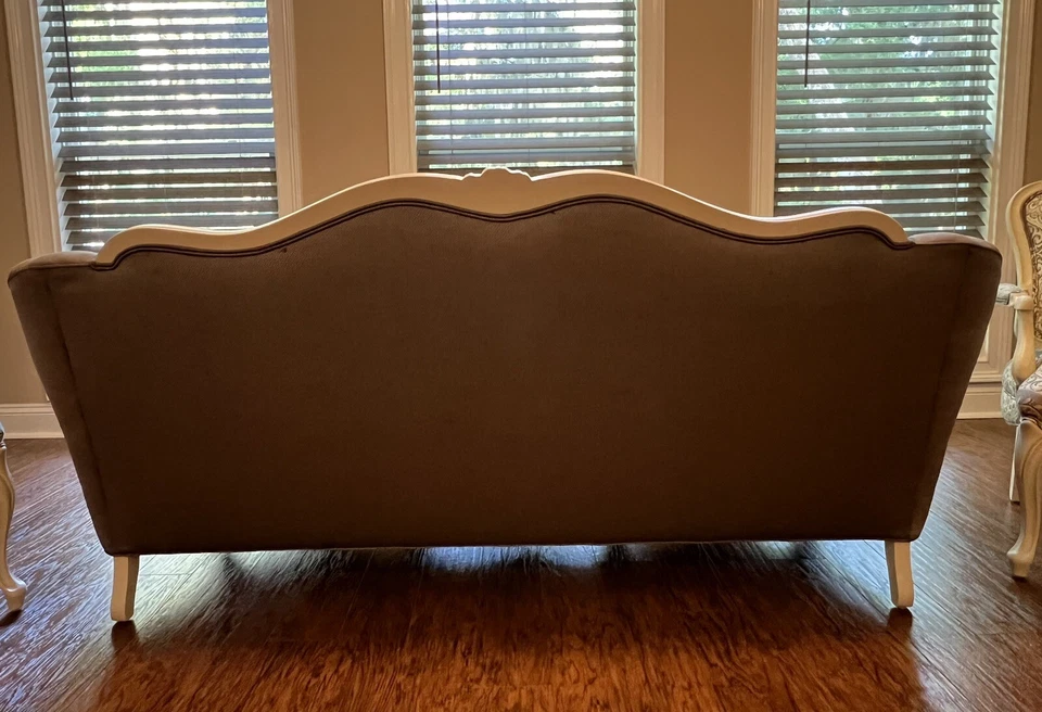 Juego de sofá y 2 sillas antiguo retapizado Foto 3 de 4