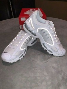 nike tailwind silver