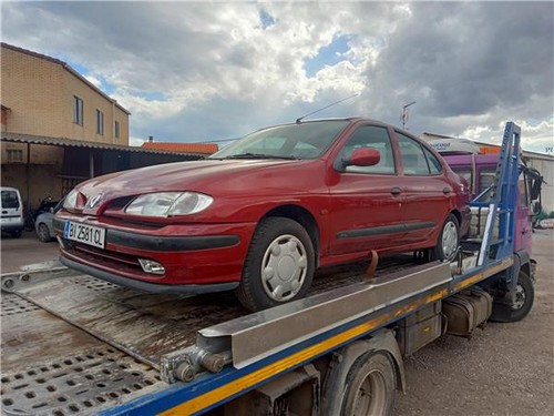 Mangueta Delantera Izquierda Renault megane i classic la0 1996 19 dti la08 la0n - Imagen 5 de 5