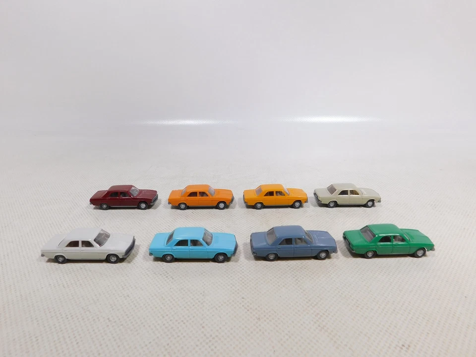 Wiking 1:87 H0 8x Modello Automobil Auto per Audi 100 Molto Buono / Mint # - Immagine 2 di 4