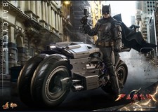 1 6 Dc The Flash 2023 Batman and Batcycle Set Hot Toys MMS705