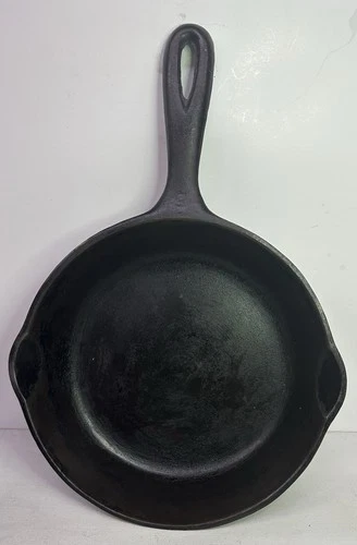 Vintage Wagner Ware Sidney -0- Cast Iron Skillet