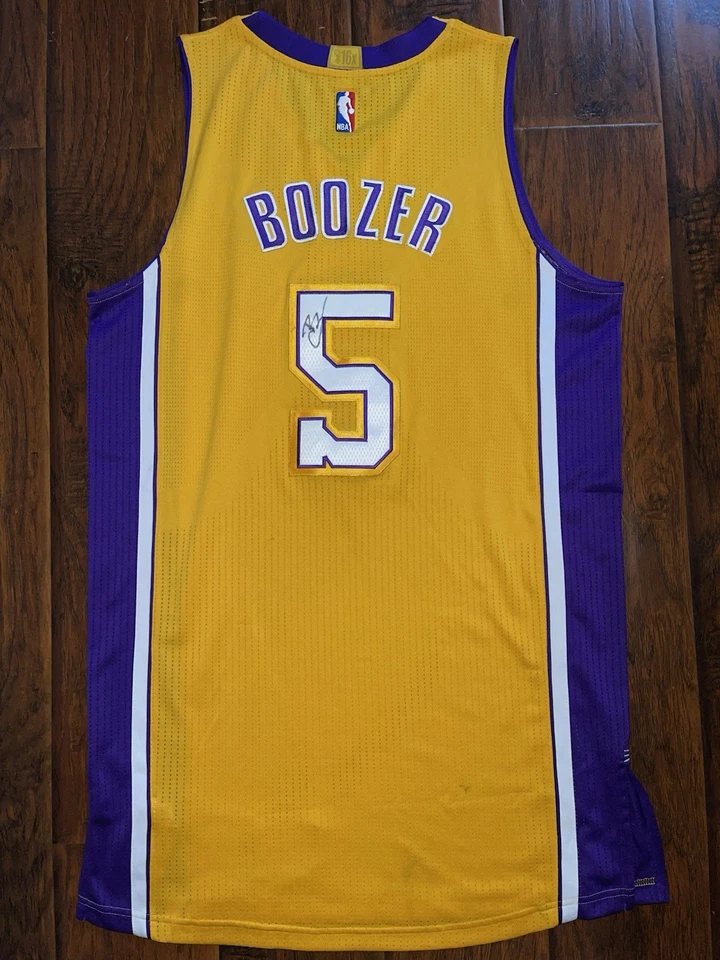 Camiseta deportiva de Carlos Boozer Lakers Rev 30 autografiada sin certificado de autenticidad 2014-2015 Foto 4 de 4