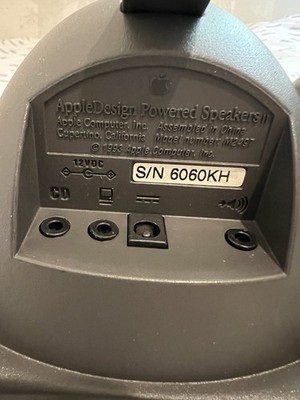 Apple Design M 6082 Vintage Powered Computer Speakers M6082 Stock