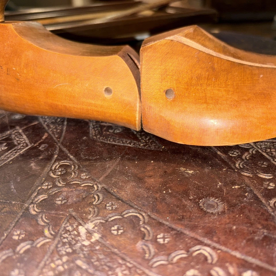 老式木制鞋拉伸器可调节右脚冲压 10D — 第 2/4 张图片