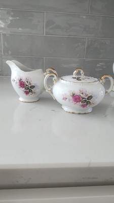 Collectibles   Kitchen & Home   Dinnerware & Serveware   Creamers & Sugar Bowls