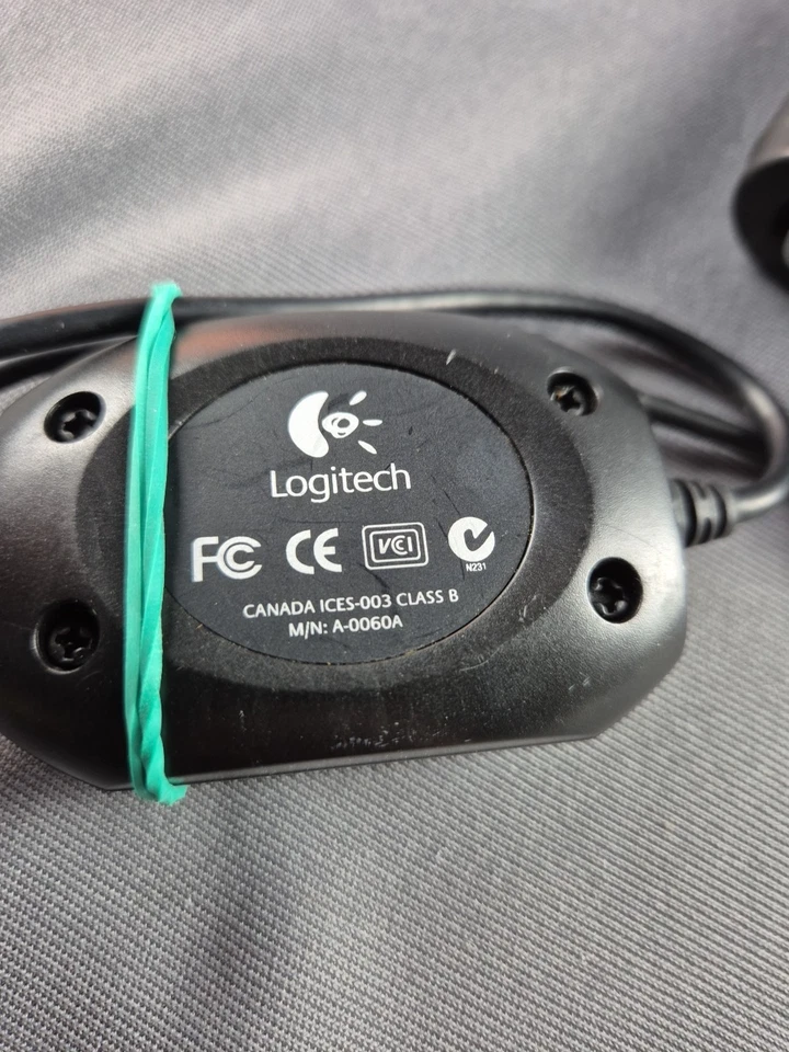 Logitec Guitar Hero USB MICROPHONE wii-u xbox ONE/360 PS4 PS3 PS2 1 2 3 4 Konami - Image 3 of 4