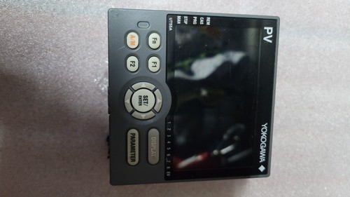 Controlador indicador digital de temperatura Yokogawa UT55A - Imagen 7 de 7