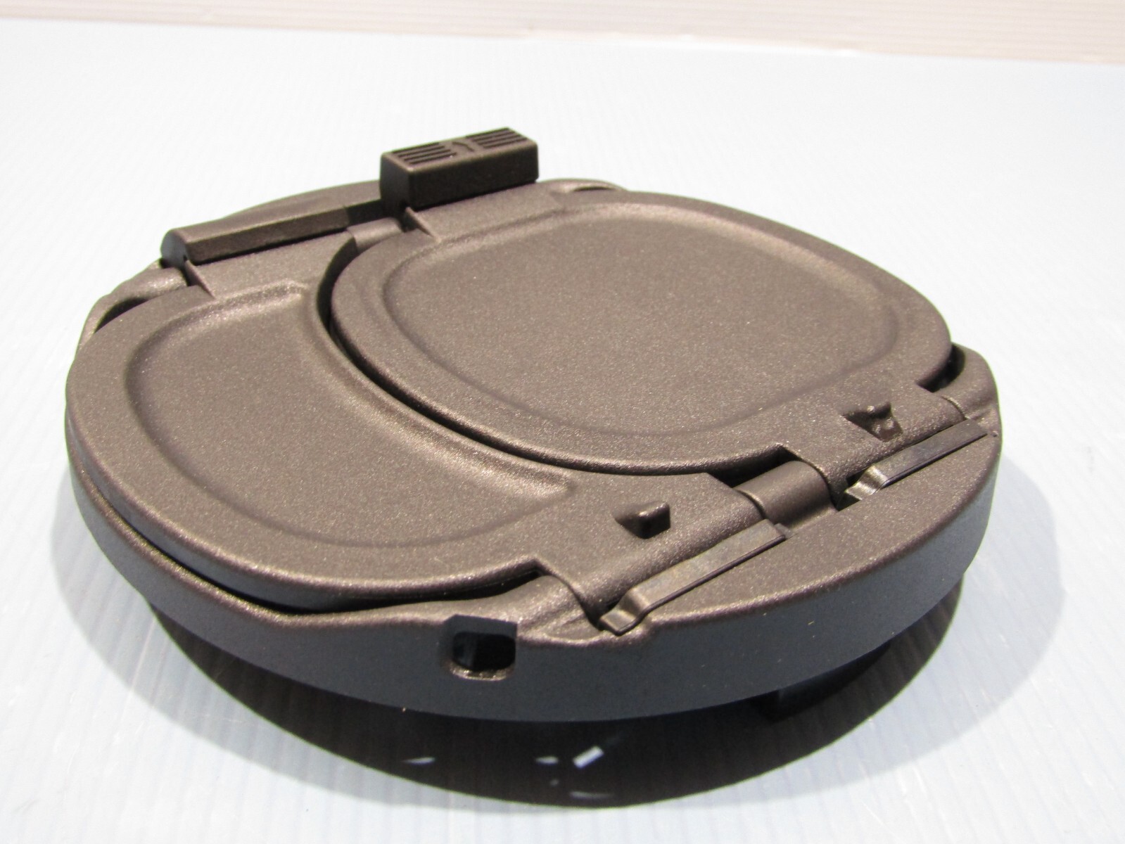 GENUINE MERCEDES-BENZ A CLASS W177 2020 SOCKET COVER P/N  