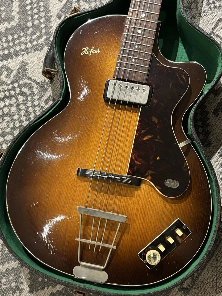 Guitarra eléctrica Hofner Club 40 Sunburst años 60 Foto 2 de 4