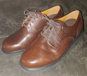 wide width oxfords